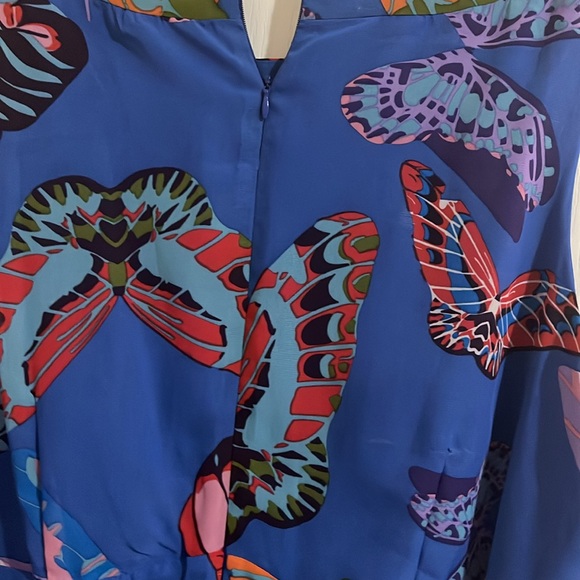 Dress - Picture 7 of 10